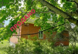 Продам дом с участком в деревне Смагино река Угра 300 метров