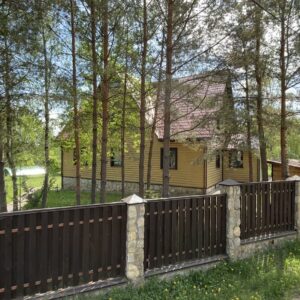 Большой участок у реки Угра и дом