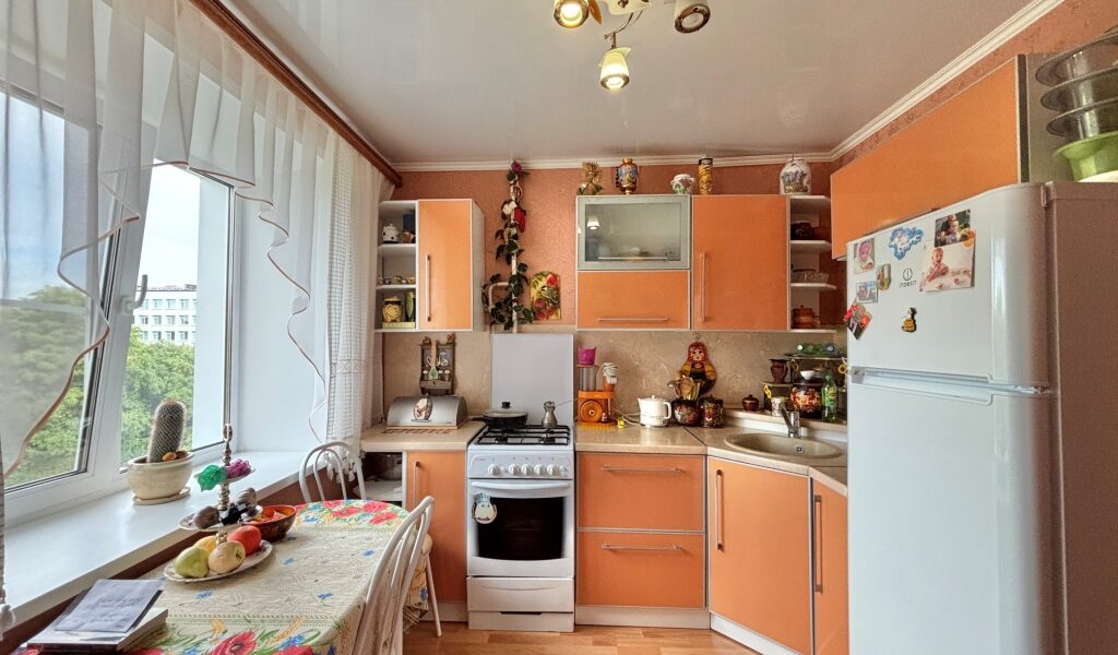 Кухня Купить 1 комнатную квартиру в Товарково на 3 этаже за 2 100 000