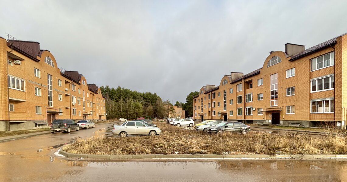 Купить 2-х комнатную квартиру в Товарково в новом дом с евро ремонтом, мебелью и бытовой техникой