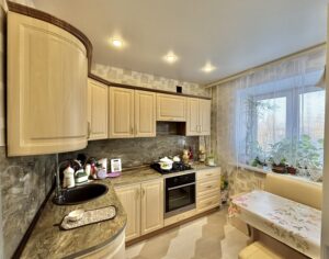 фото кухня купить 2 комнатную квартиру в Товарково Молодежный мкр дом 4 на 3 этаже