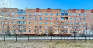 Квартира в Товарково Первомайский микрорайон дом 7, Рядом с парком